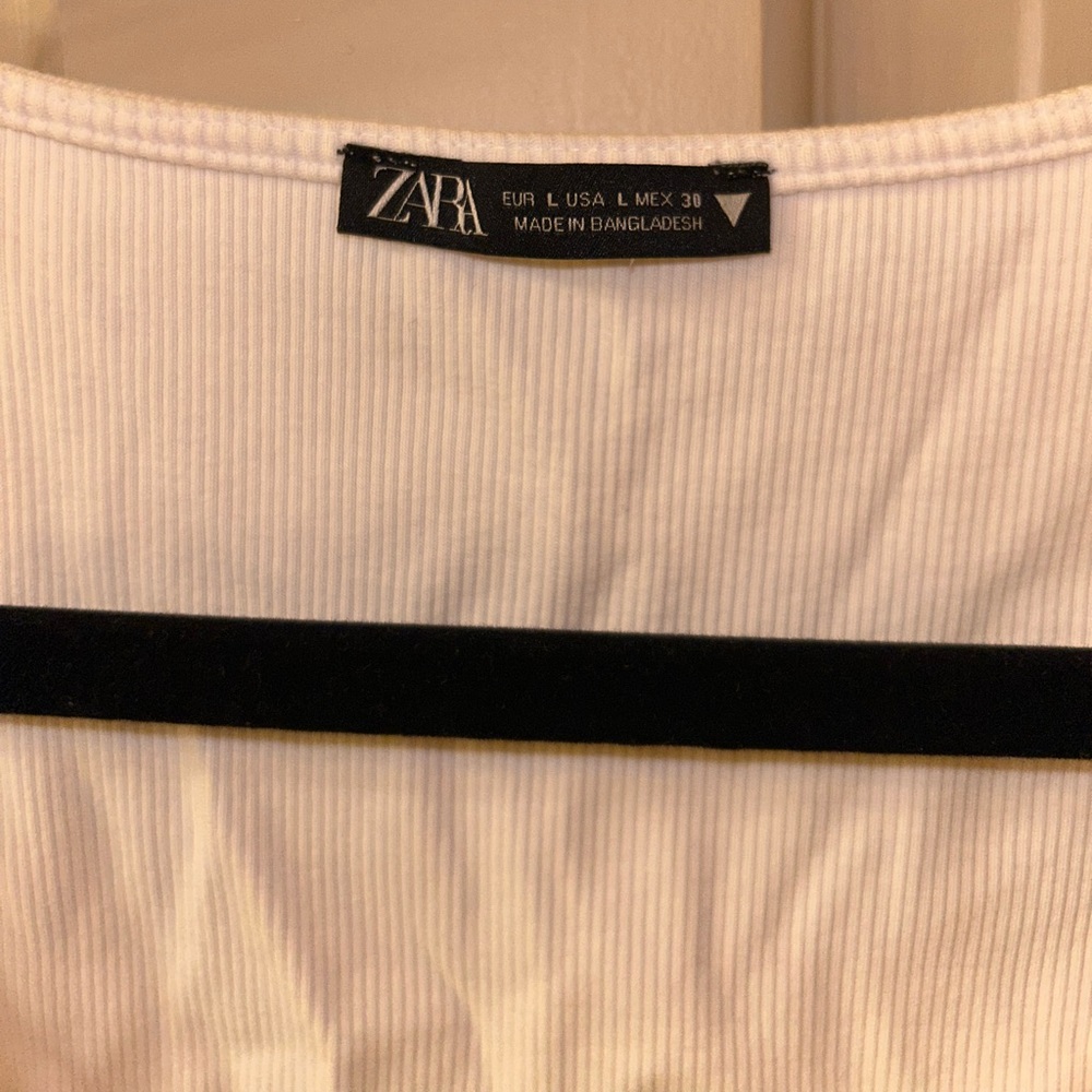 Zara White Ruffle Ruched Tank - Picture 4 of 4